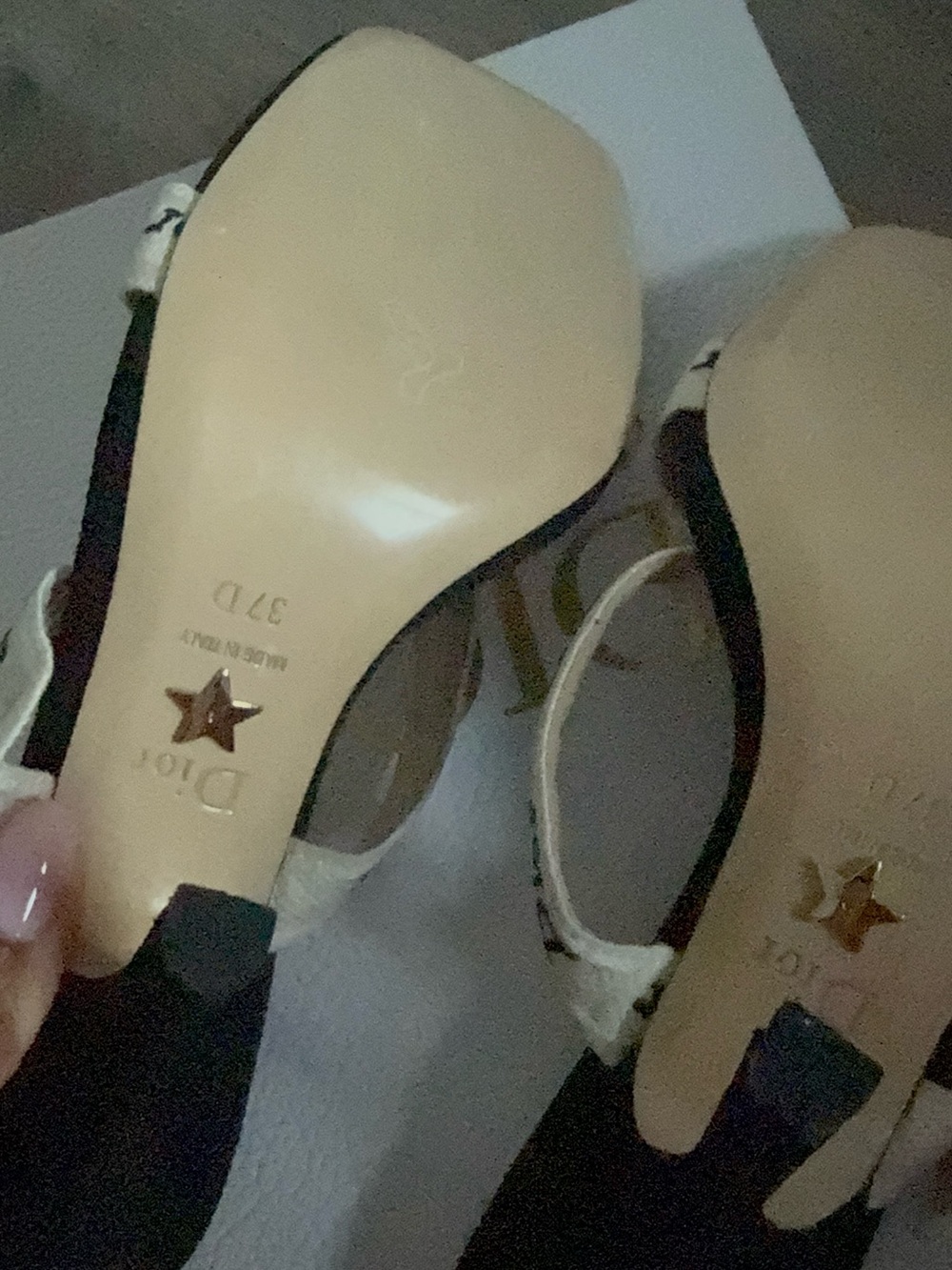 Dior Black and Cream Logo Bow Heel Slides - Picture 11 of 12